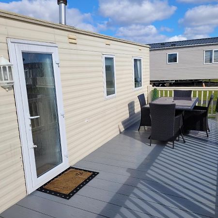 Living Easy Staycations At Tattershall Lakes Exterior foto